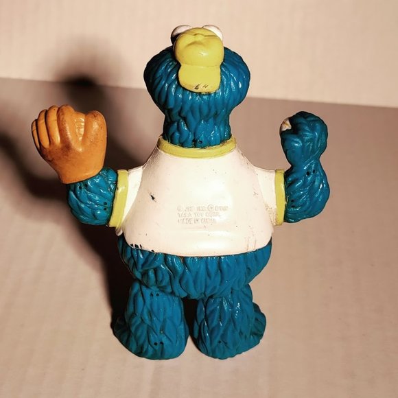Sesame Street Camp Cookie Monster Tara Toys No.15940 Bendable Figure - Picture 2 of 2